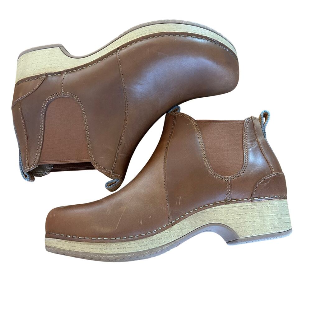 Dansko Womens Size 38 Brown Oiled Leather Becka Low Clog Bootie Preppy Fall